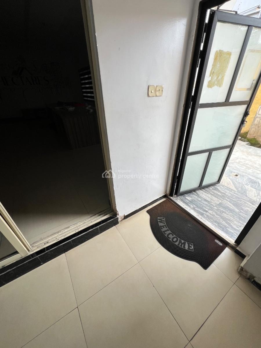 70 Square-meter Commercial Space. Suitable for a Studio Or an Office, Olori Muyibat Oyefusi, Lekki Phase 1, Lekki, Lagos, Commercial Property for Rent