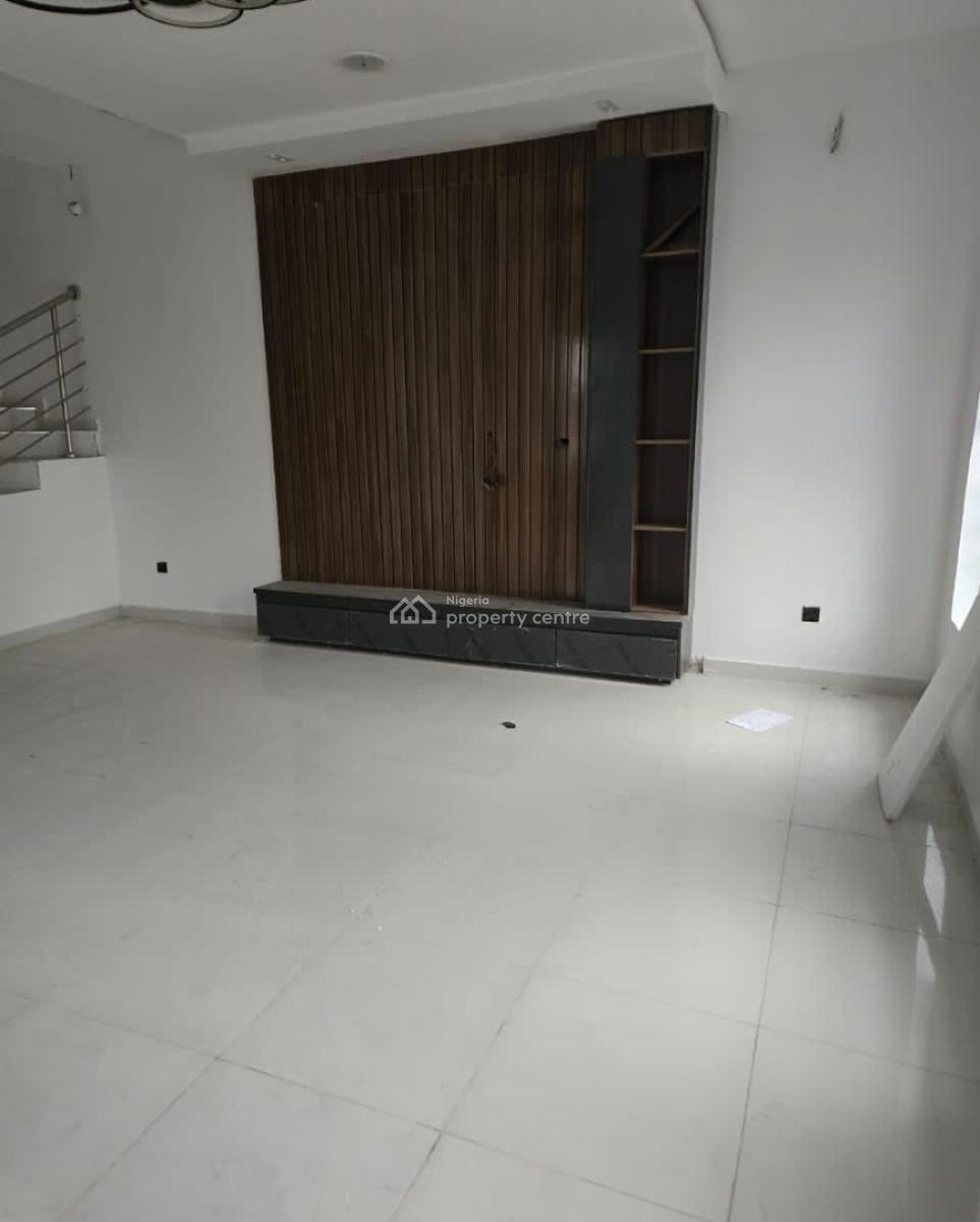 4 Bedroom Semi Detached, Vgc, Lekki, Lagos, Semi-detached Duplex for Sale