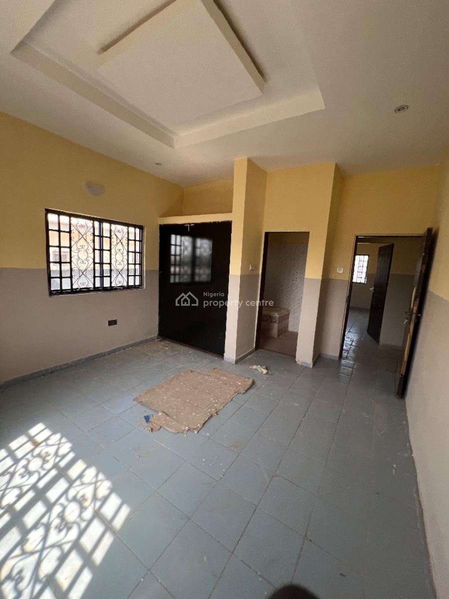 3bedroom, Cloth Street, Lokogoma District, Abuja, Semi-detached Bungalow for Rent