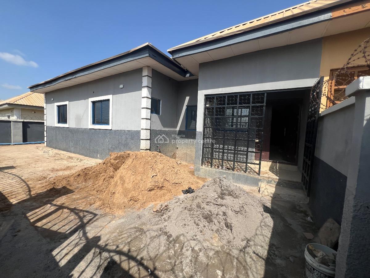 3bedroom, Cloth Street, Lokogoma District, Abuja, Semi-detached Bungalow for Rent