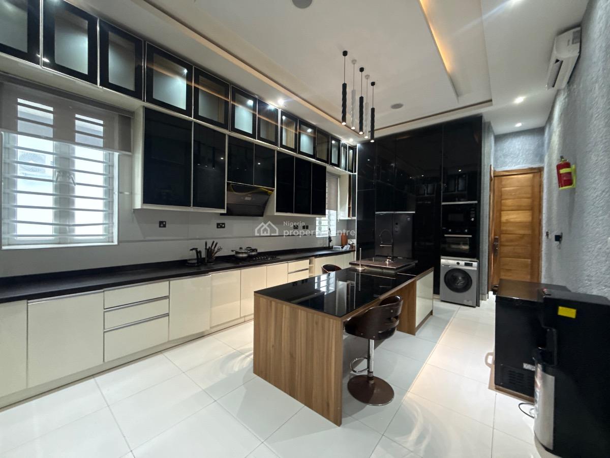 5 Bedroom Fully Furnished Detached Available, Ikota, Lekki, Lagos, Detached Duplex for Sale