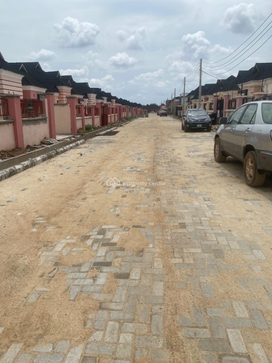 Luxury 3-bedroom Bungalow with a Miniflat, Ishefun Road, Ayobo, Lagos, Detached Bungalow for Sale