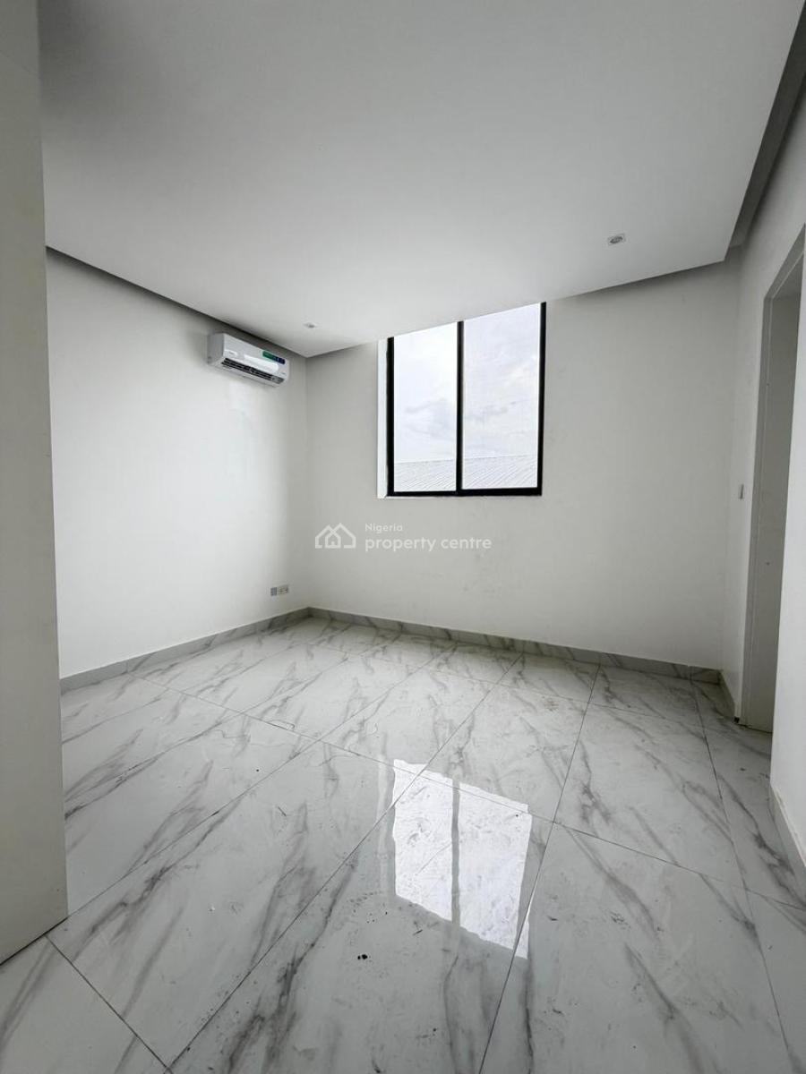 Luxury and Spacious 2 Bedroom Apartment with Pool and Gym, Lekki Phase 1, Lekki, Lagos, Flat / Apartment for Rent