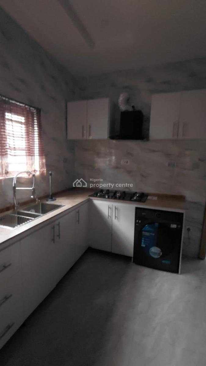 New Furnished 3-bedroom Bungalow + Bq, Rose Estate, Alafara, Nihort Area, Ibadan, Oyo, Detached Bungalow for Sale