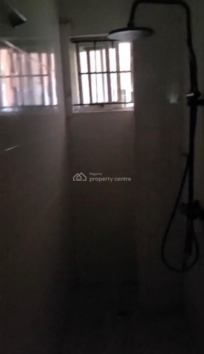a Spacious Room Shared  in a 2bedroom Apt, Sangotedo, Ajah, Lagos, Flat / Apartment for Rent