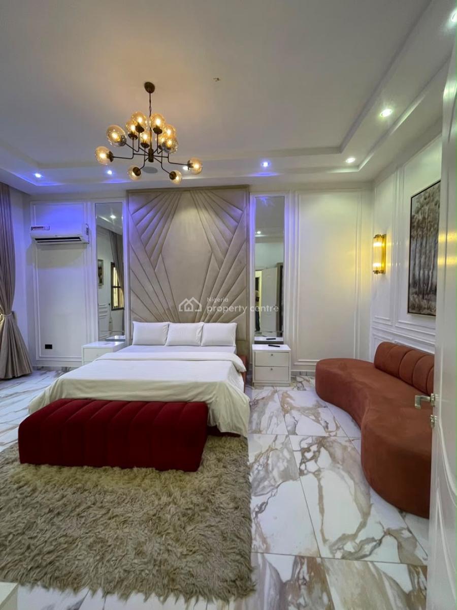 Waterfront Three (3) Bedroom Penthouse, Lekki Phase 1, Lekki, Lagos, Flat / Apartment for Rent