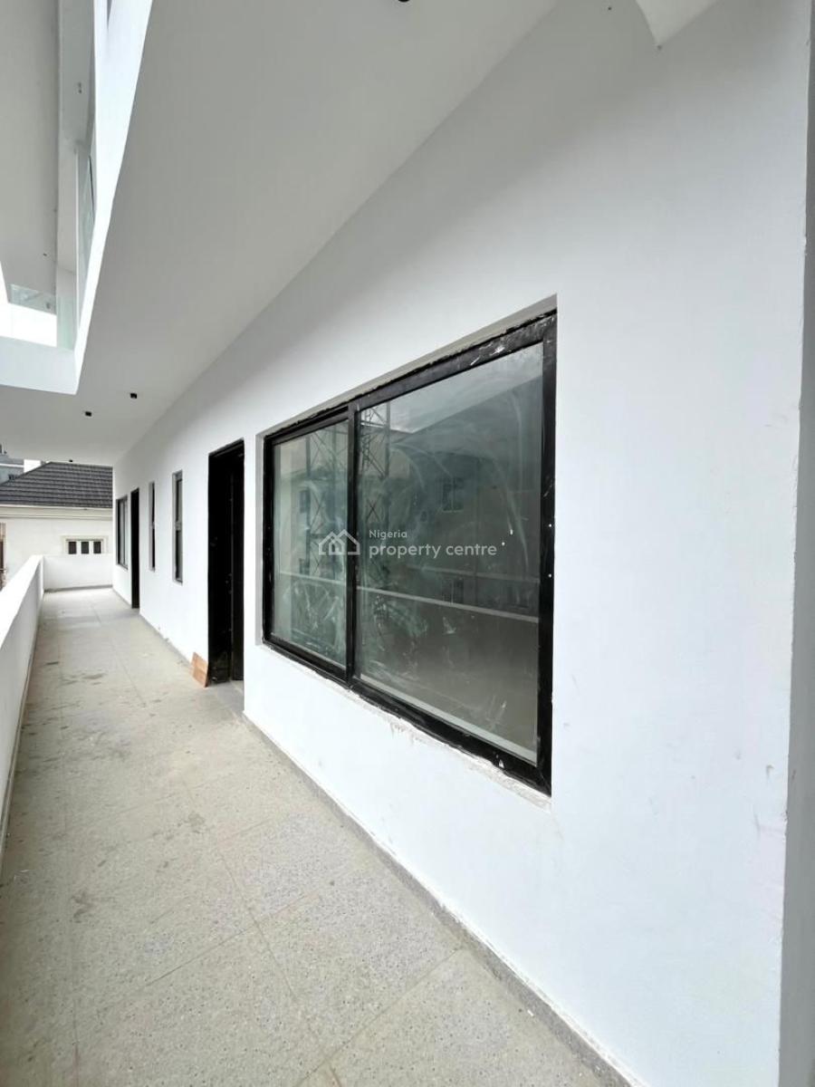 Luxury 3 Bedroom Maisonette with Bq, Lekki Phase 1, Lekki, Lagos, Flat / Apartment for Sale