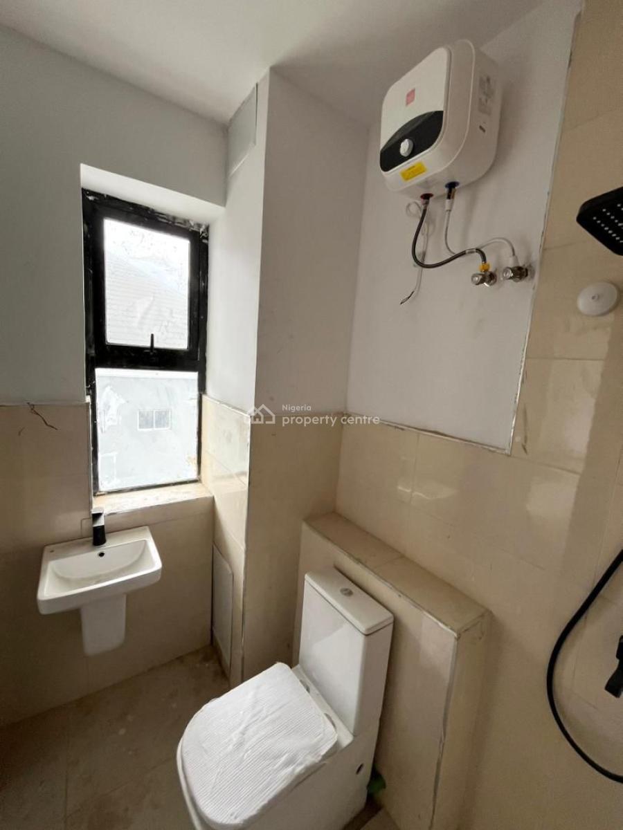 Luxury 3 Bedroom Maisonette with Bq, Lekki Phase 1, Lekki, Lagos, Flat / Apartment for Sale