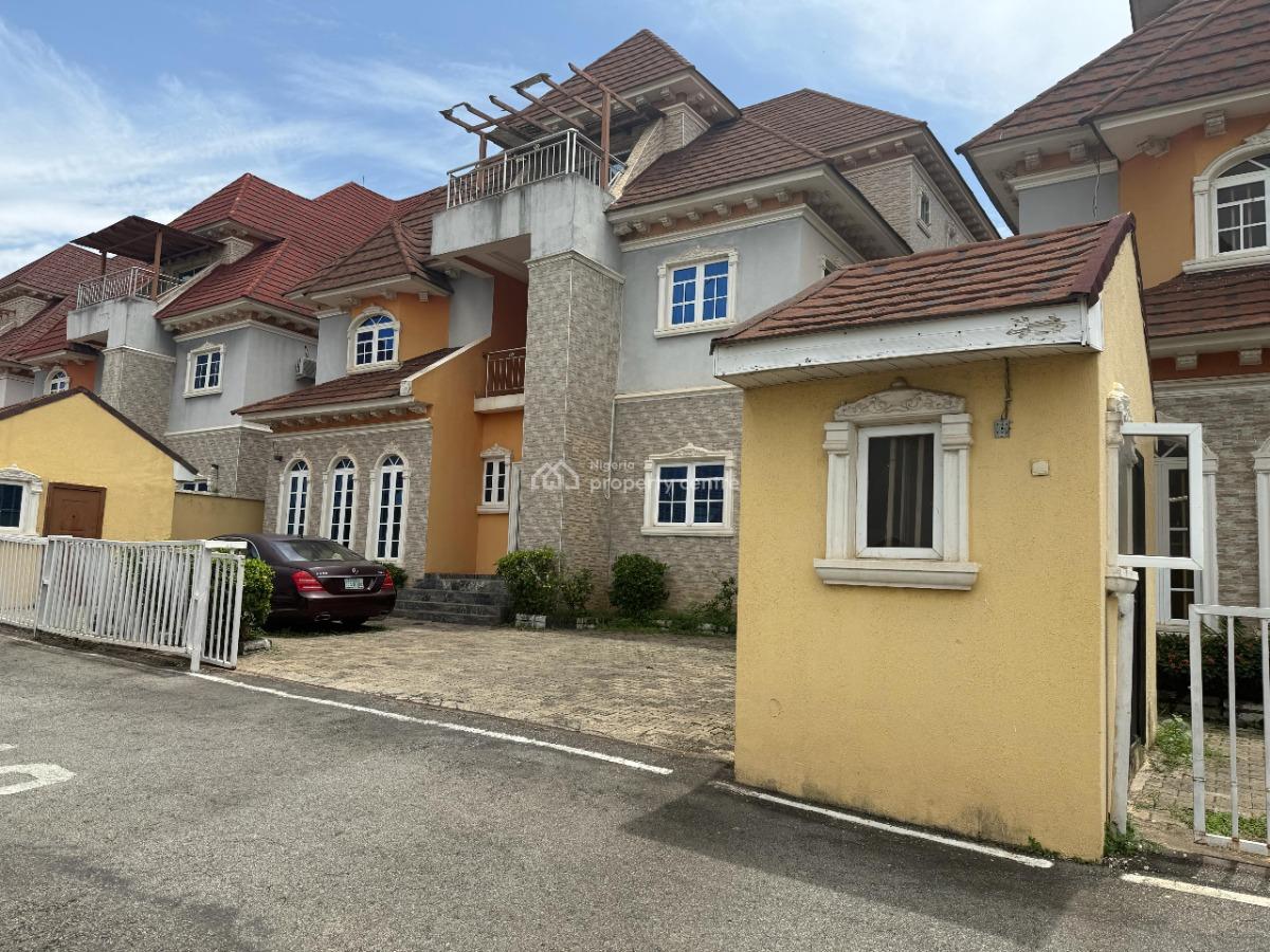 5 Bedrooms Semi-detached Duplex with 2 Room Bq in an Estate of 8 Hous, Asokoro District, Abuja, Detached Duplex for Rent
