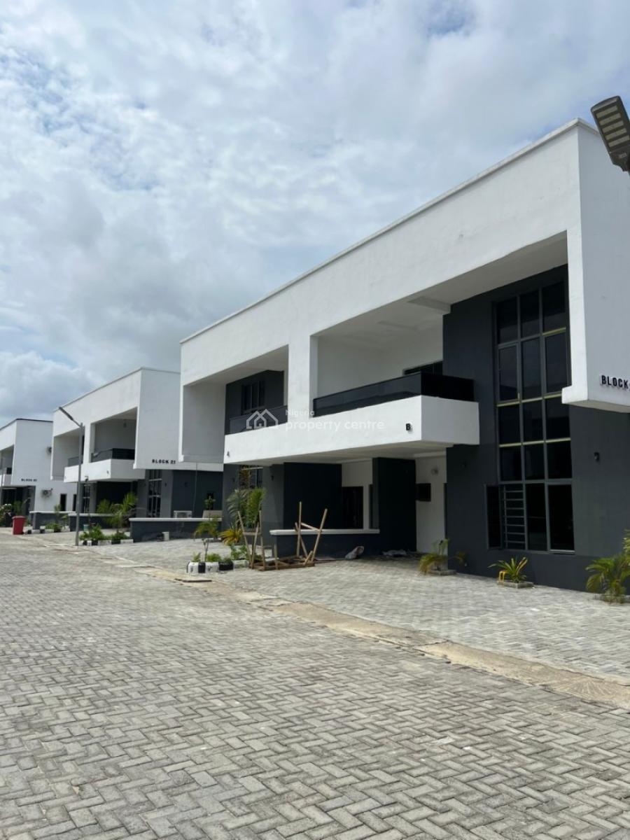 3 Bedroom Semidetached Duplex with Bq, Abraham Adesanya Ogombo Road, Ajah, Lagos, Semi-detached Duplex for Rent