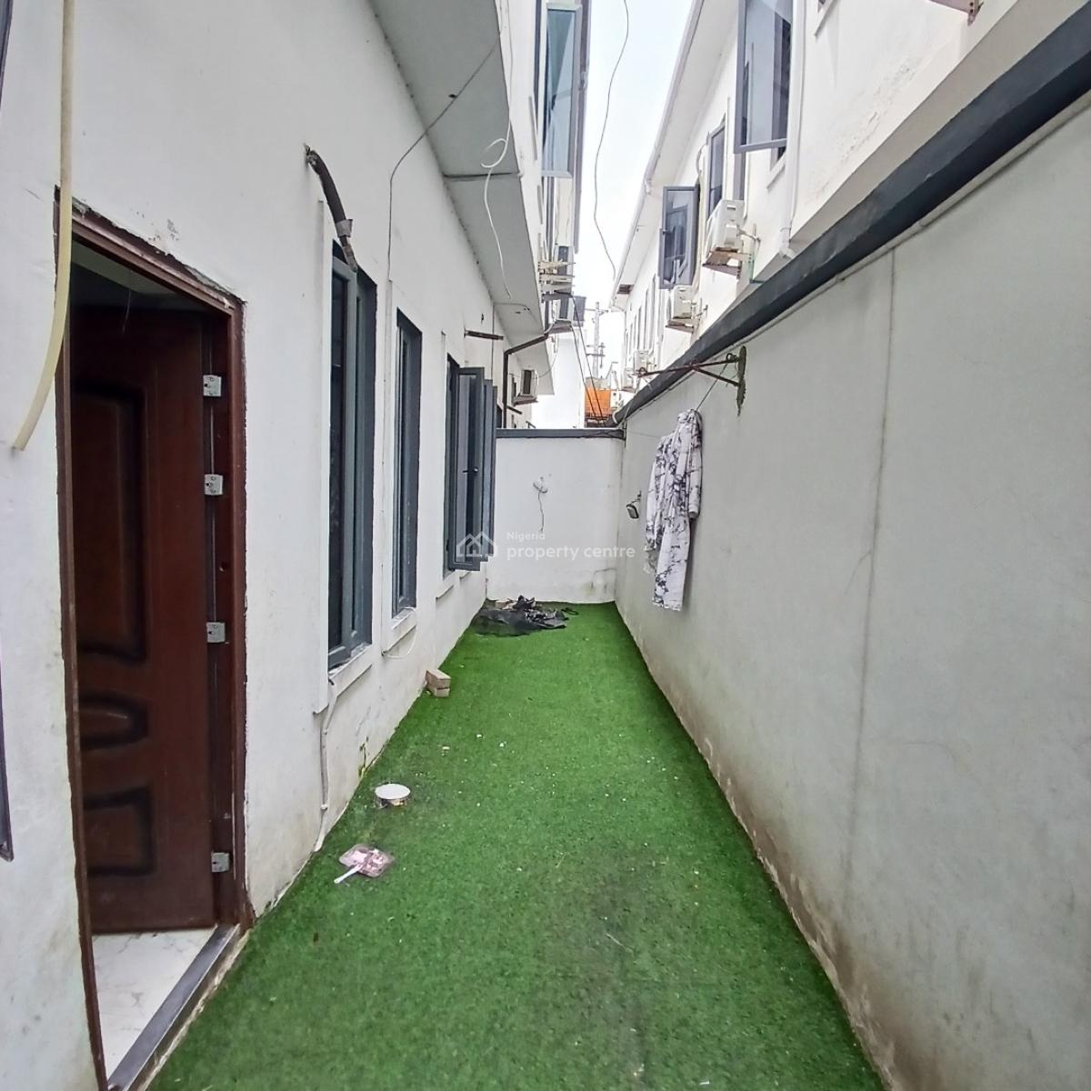 4 Bedroom Terrace, Orchid Road, Lekki, Lagos, Terraced Duplex for Rent