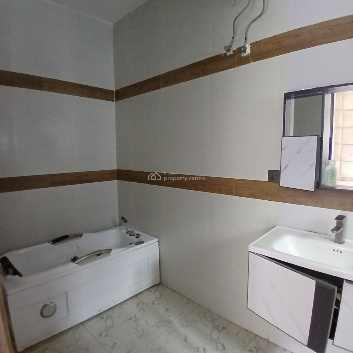 4 Bedroom Terrace, Orchid Road, Lekki, Lagos, Terraced Duplex for Rent