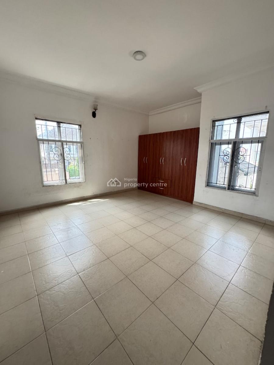 Spacious 3 Bedroom Apartment, Lekki, Lagos, Flat / Apartment for Rent