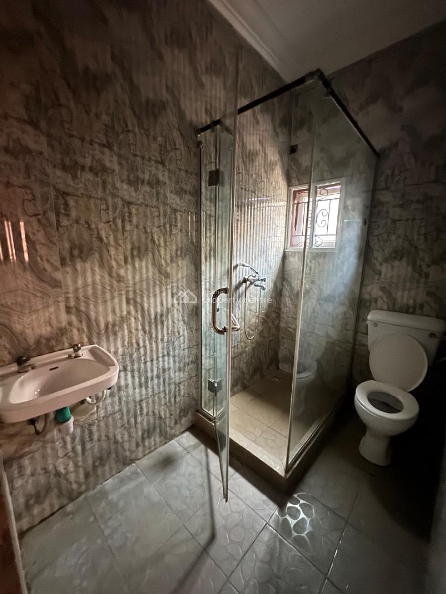 Spacious 3 Bedroom Apartment, Lekki, Lagos, Flat / Apartment for Rent