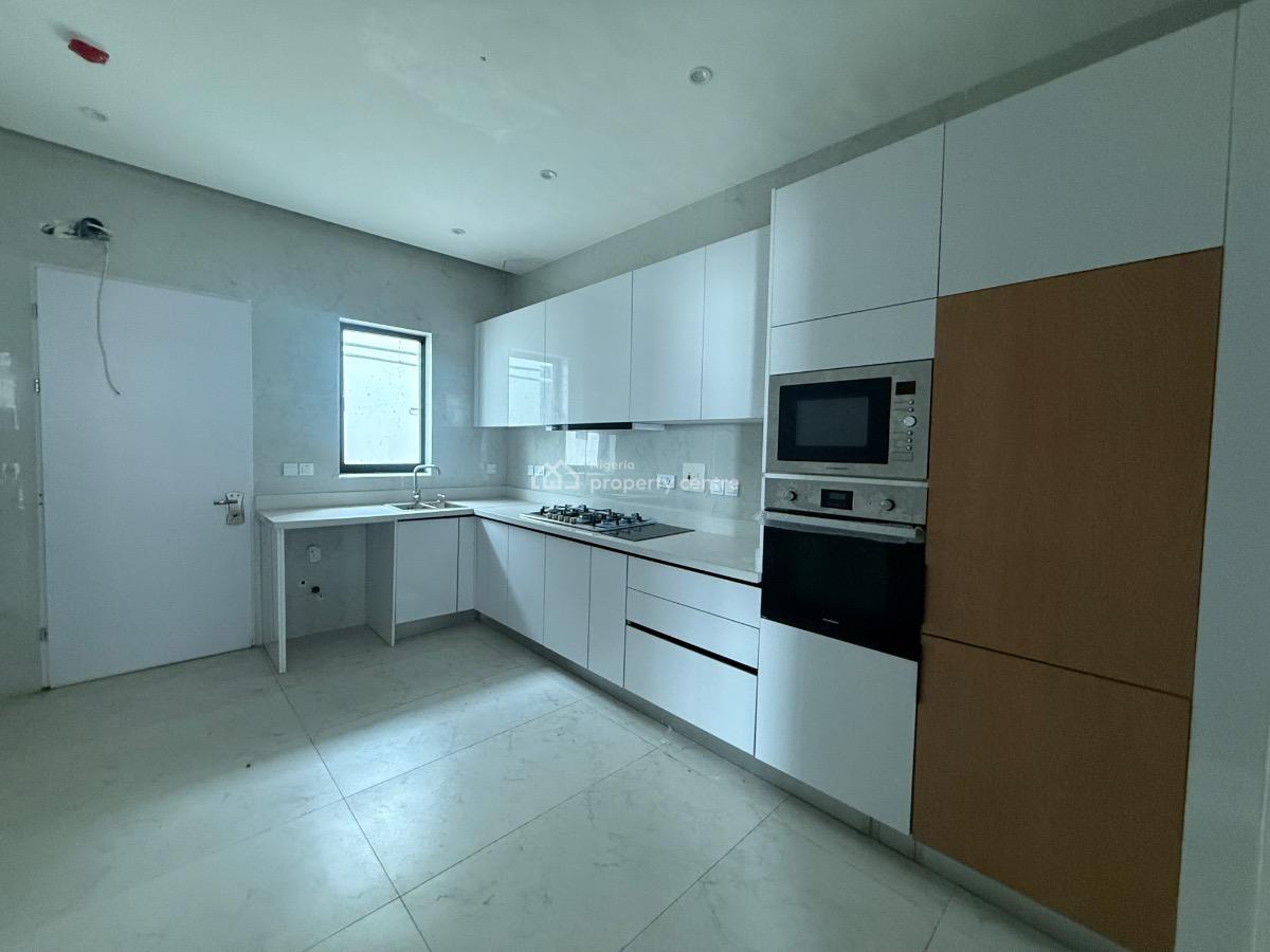 4 Bedroom Terrace Available, Lekki Phase 2, Lekki, Lagos, Terraced Duplex for Sale