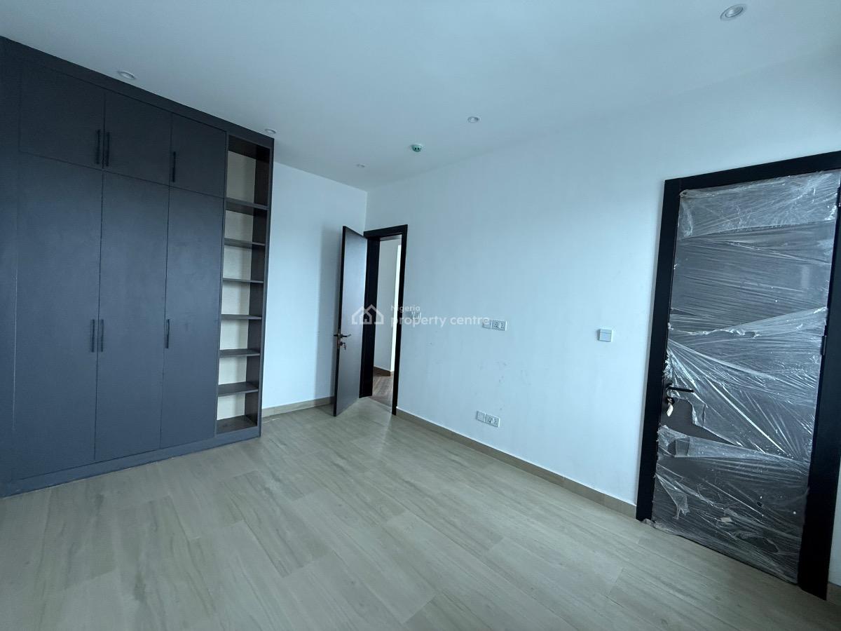 4 Bedroom Terrace Available, Lekki Phase 2, Lekki, Lagos, Terraced Duplex for Sale