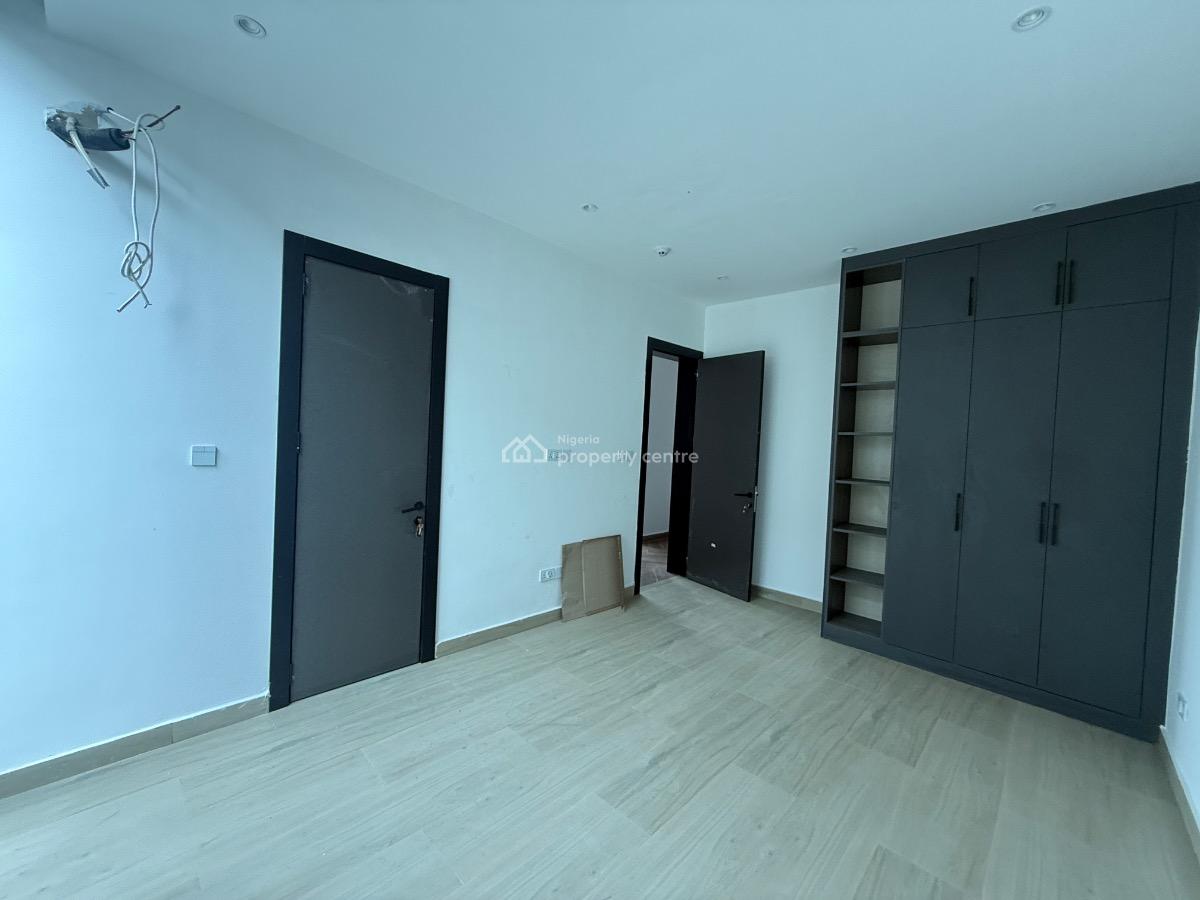 4 Bedroom Terrace Available, Lekki Phase 2, Lekki, Lagos, Terraced Duplex for Sale