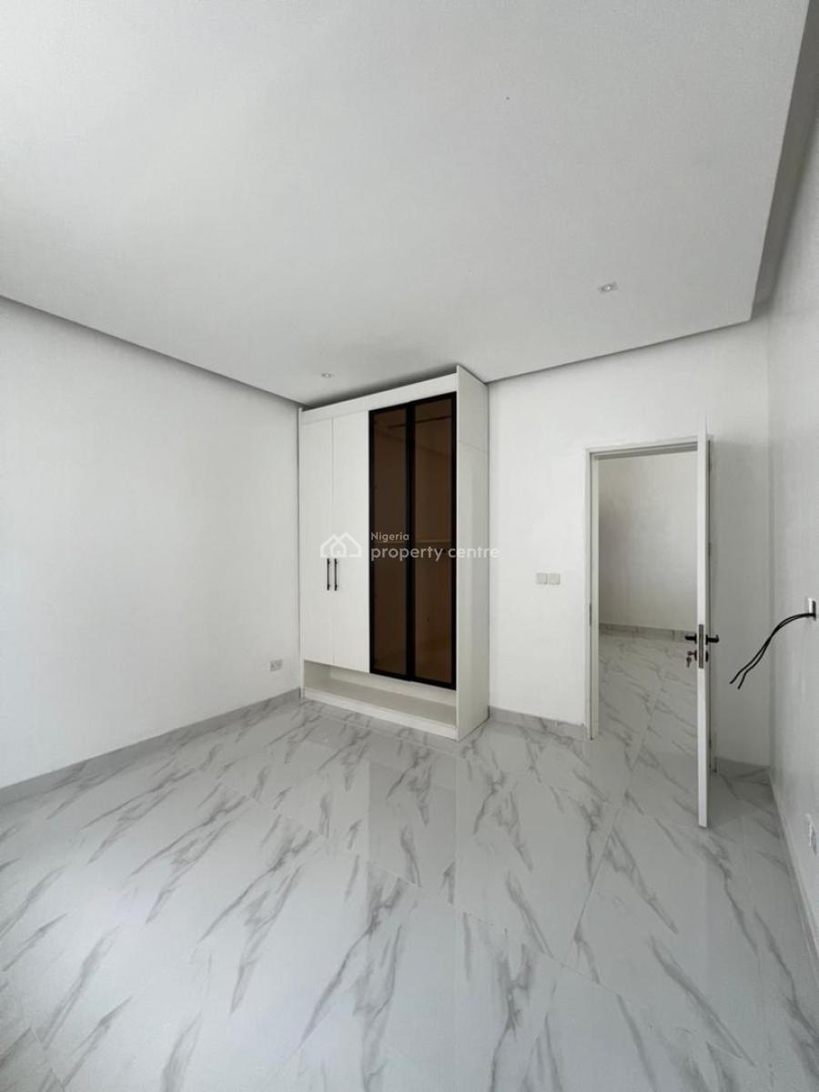 Contemporary 2 Bedroom Apartment, Phase 1, Lekki, Lagos, Flat / Apartment for Sale