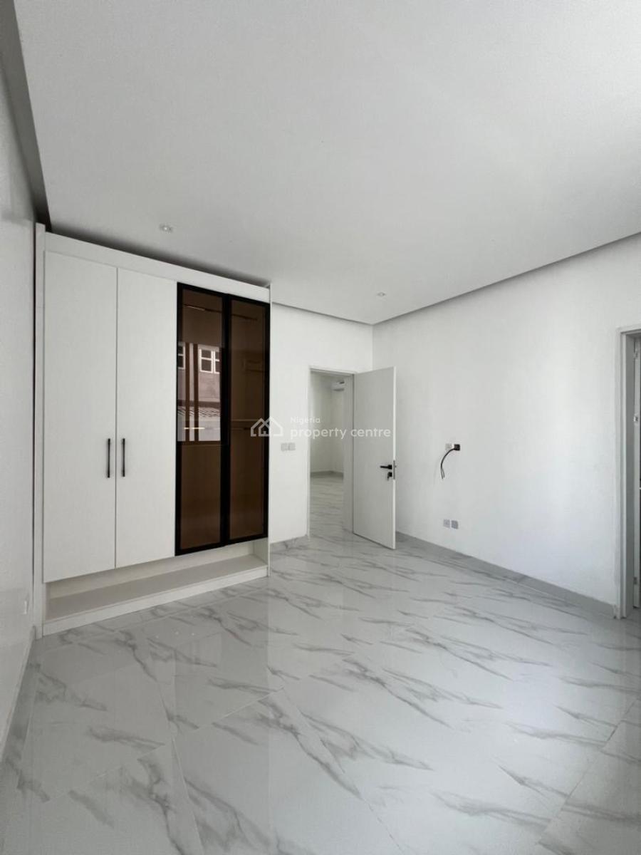 Contemporary 2 Bedroom Apartment, Phase 1, Lekki, Lagos, Flat / Apartment for Sale