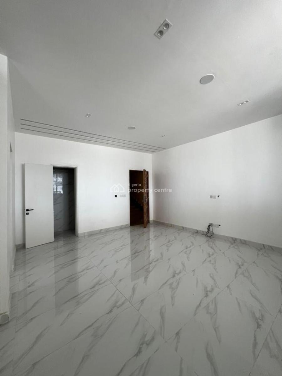 Contemporary 2 Bedroom Apartment, Phase 1, Lekki, Lagos, Flat / Apartment for Sale