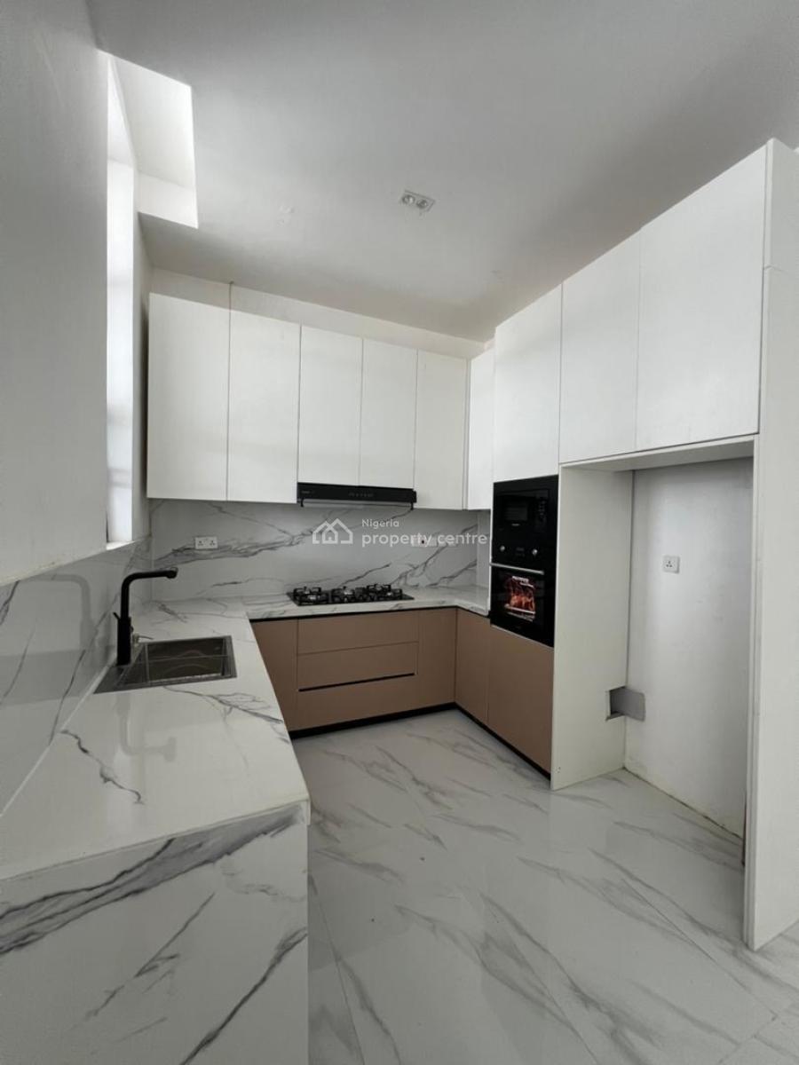 Contemporary 2 Bedroom Apartment, Phase 1, Lekki, Lagos, Flat / Apartment for Sale