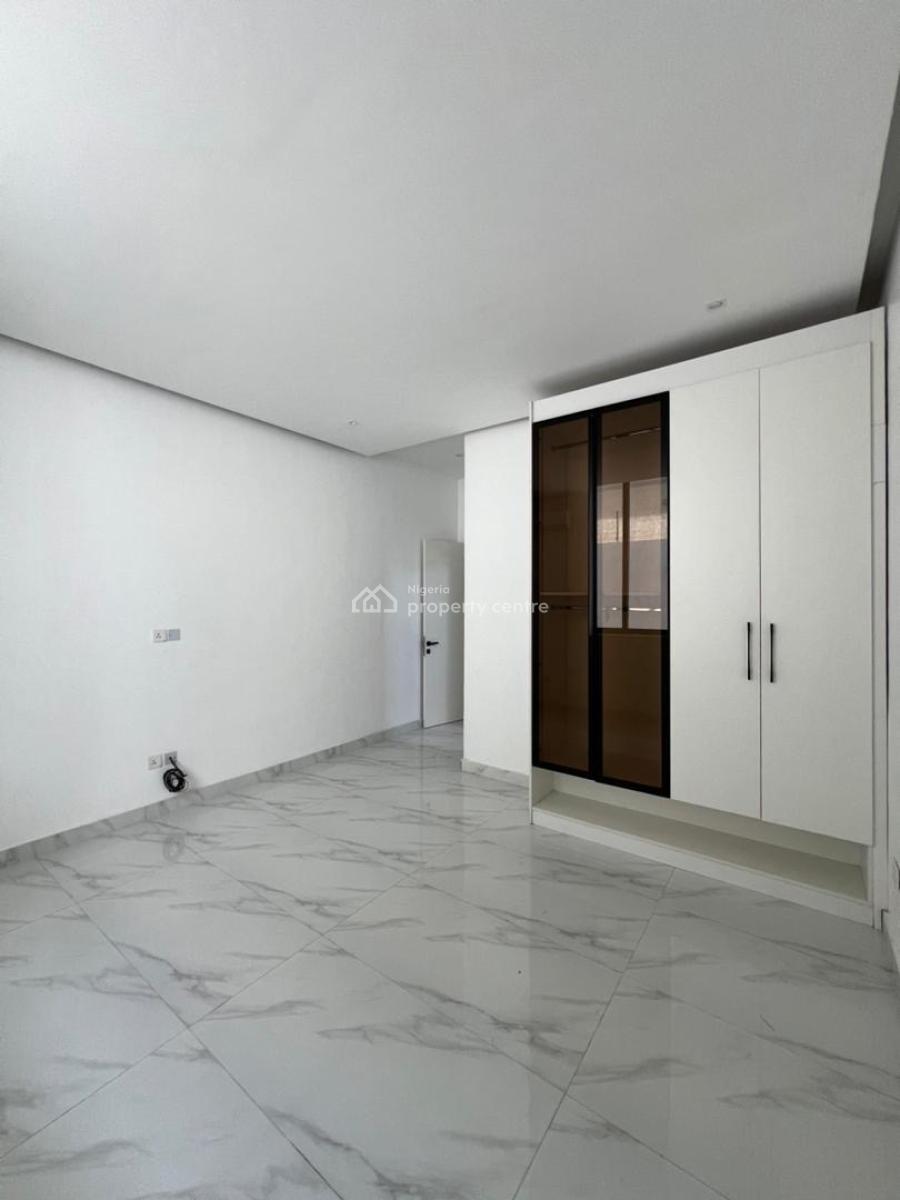 Contemporary 2 Bedroom Apartment, Phase 1, Lekki, Lagos, Flat / Apartment for Sale