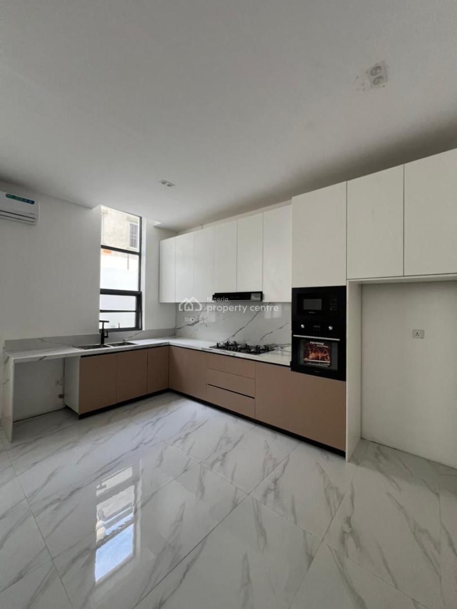 Contemporary 2 Bedroom Apartment, Phase 1, Lekki, Lagos, Flat / Apartment for Sale
