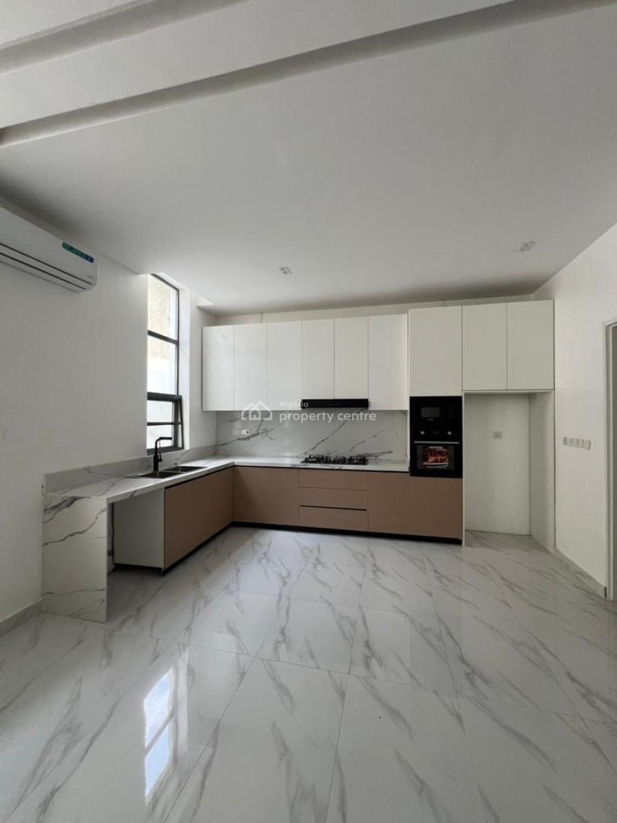 Contemporary 2 Bedroom Apartment, Phase 1, Lekki, Lagos, Flat / Apartment for Sale