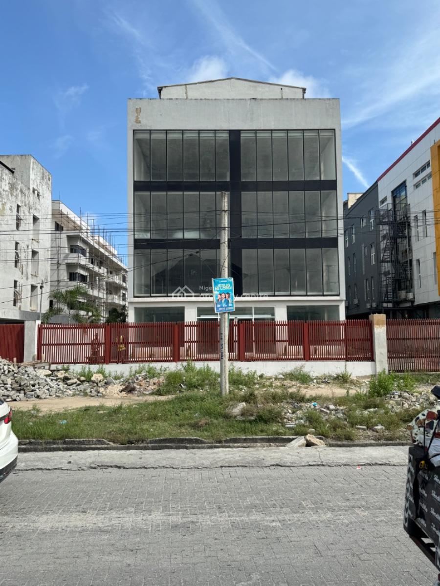 Corporate Lease: Open Space, Lekki Phase 1, Lekki, Lagos, Plaza / Complex / Mall for Rent