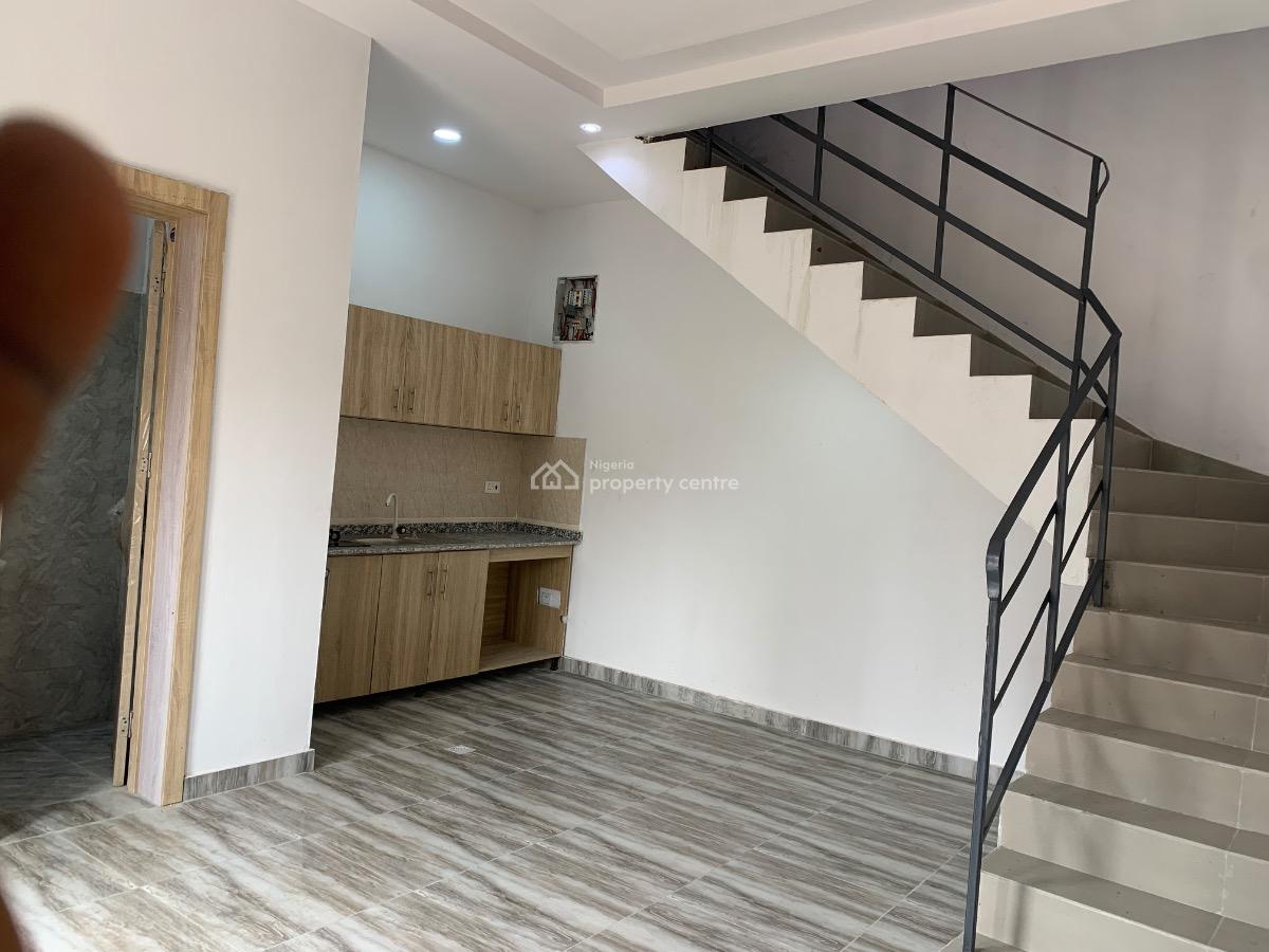 Brand New Luxurious 1bedroom All Rooms En-suite in an Estate, Ikate, Lekki, Lagos, Mini Flat (room and Parlour) for Rent
