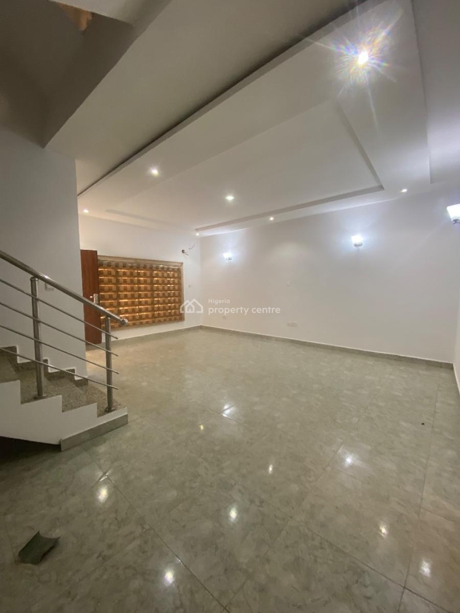 5 Bedroom Terrace Duplex with a Bq, Guzape Main, Guzape District, Abuja, Flat / Apartment for Rent