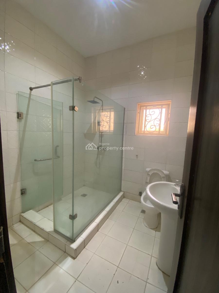 5 Bedroom Terrace Duplex with a Bq, Guzape Main, Guzape District, Abuja, Flat / Apartment for Rent