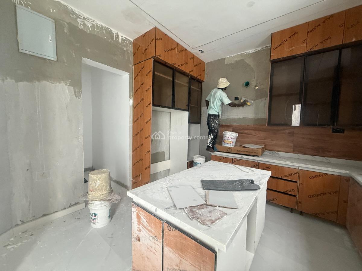 5 Bedroom Detached Available, Lekki Phase 2, Lekki, Lagos, Detached Duplex for Sale