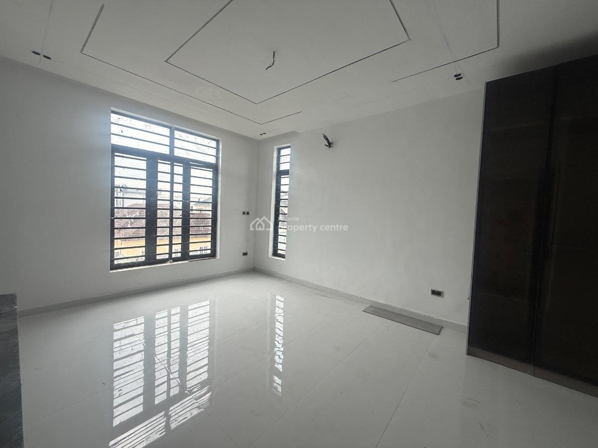 5 Bedroom Detached Available, Lekki Phase 2, Lekki, Lagos, Detached Duplex for Sale
