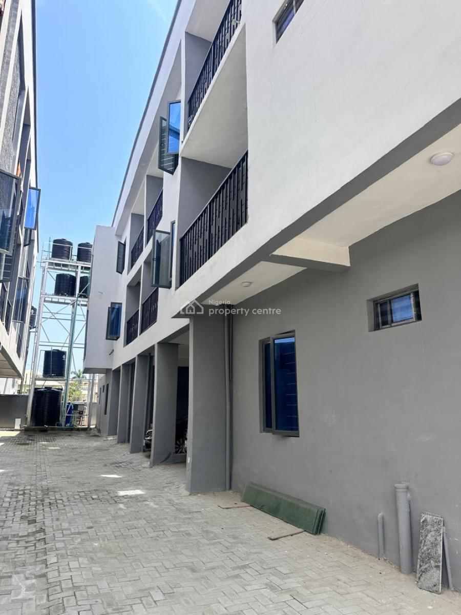 Newly Built Luxury 2 Bedroom Serviced Flat Upstairs, Lekki, Igbo Efon, Lekki, Lagos, Flat / Apartment for Rent