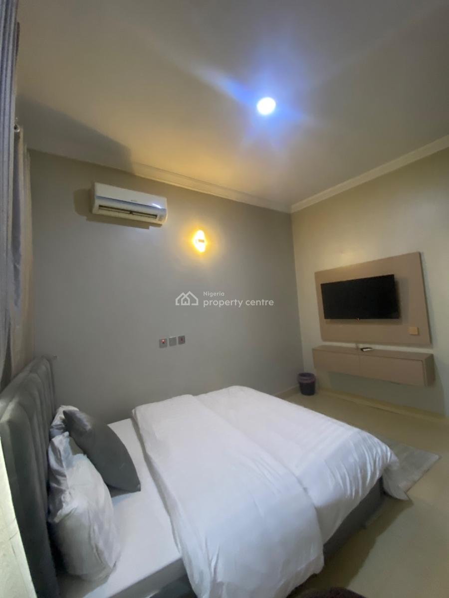 Fully Furnished and Serviced 3 Bedroom, Guzape, Guzape District, Abuja, Flat / Apartment for Rent