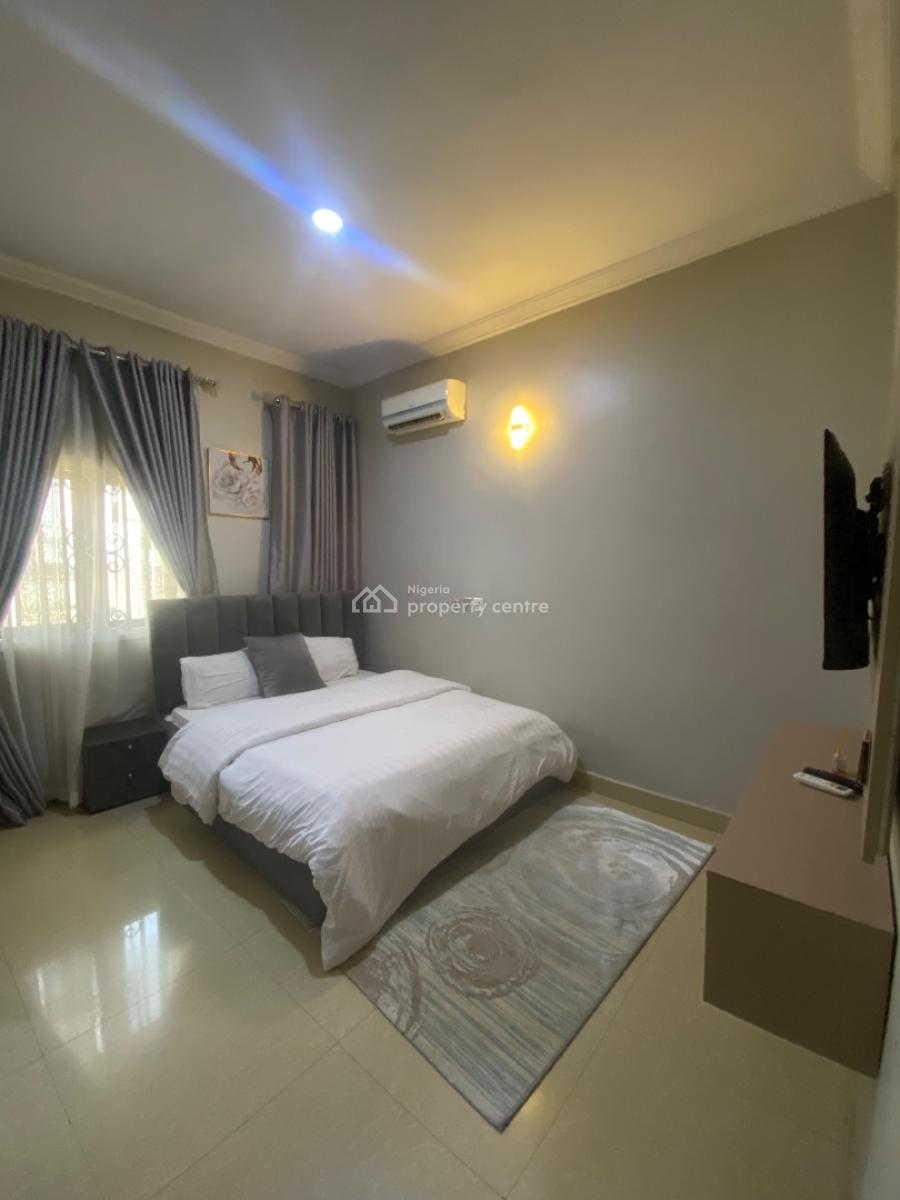Fully Furnished and Serviced 3 Bedroom, Guzape, Guzape District, Abuja, Flat / Apartment for Rent