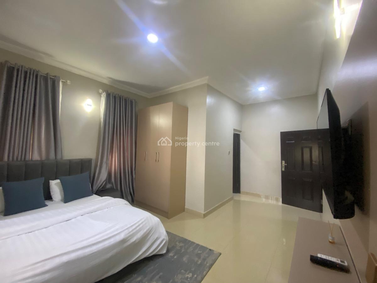 Fully Furnished and Serviced 3 Bedroom, Guzape, Guzape District, Abuja, Flat / Apartment for Rent