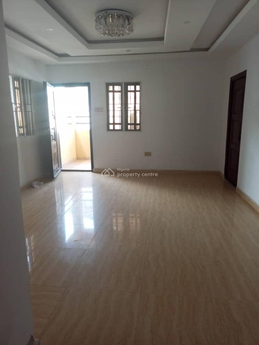 Beautiful 2bedroom Apartment Upstairs, Ologolo Lekki, Ologolo, Lekki, Lagos, Flat / Apartment for Rent