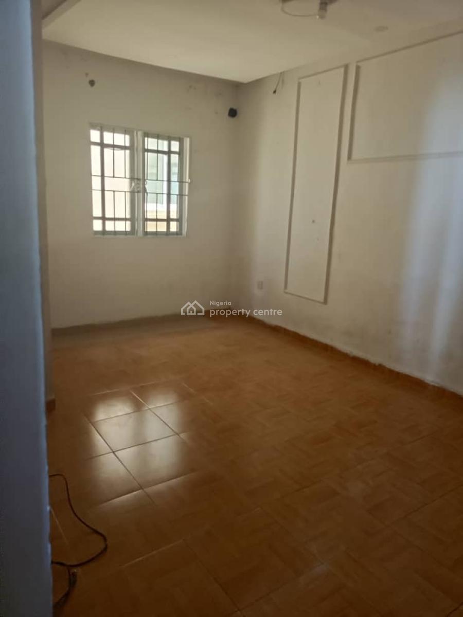 Beautiful 2bedroom Apartment Upstairs, Ologolo Lekki, Ologolo, Lekki, Lagos, Flat / Apartment for Rent