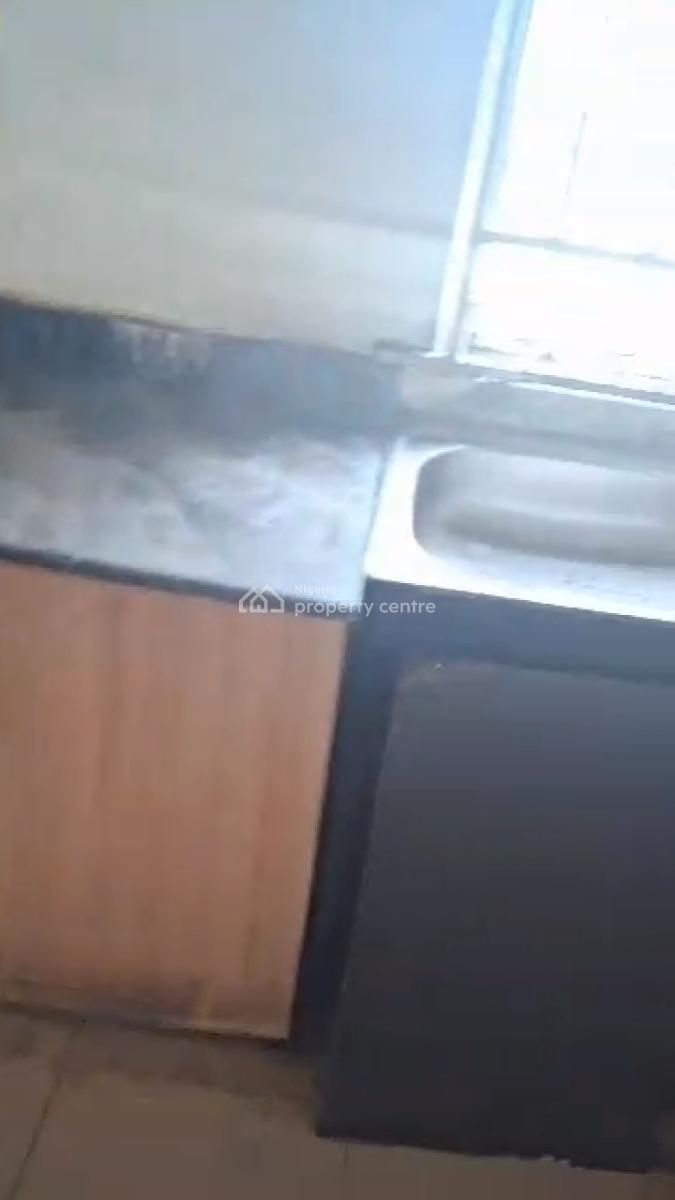 Spacious 3 Bedroom Apartment, Off Awolowo Way, Ikeja, Lagos, Flat / Apartment for Rent