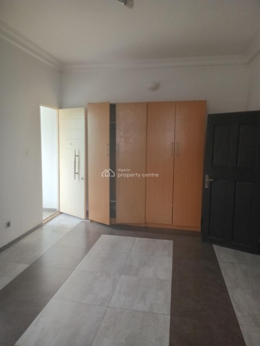 Luxury Miniflat Upstairs, Fitted Kitchen, Upstairs, 2 Toiles, Balconie, Off Freedom Way, Ikate, Lekki, Lagos, Mini Flat (room and Parlour) for Rent