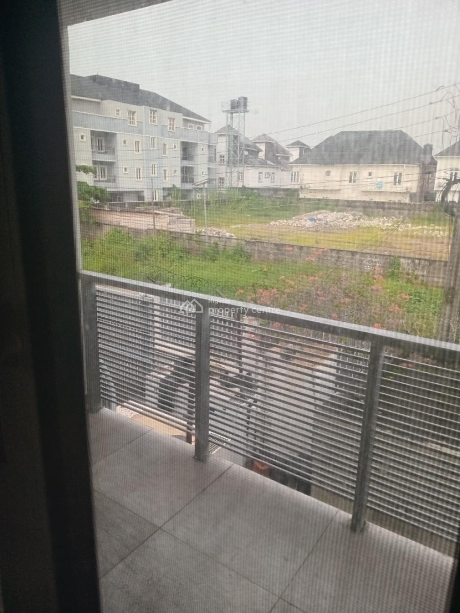 Luxury Miniflat Upstairs, Fitted Kitchen, Upstairs, 2 Toiles, Balconie, Off Freedom Way, Ikate, Lekki, Lagos, Mini Flat (room and Parlour) for Rent