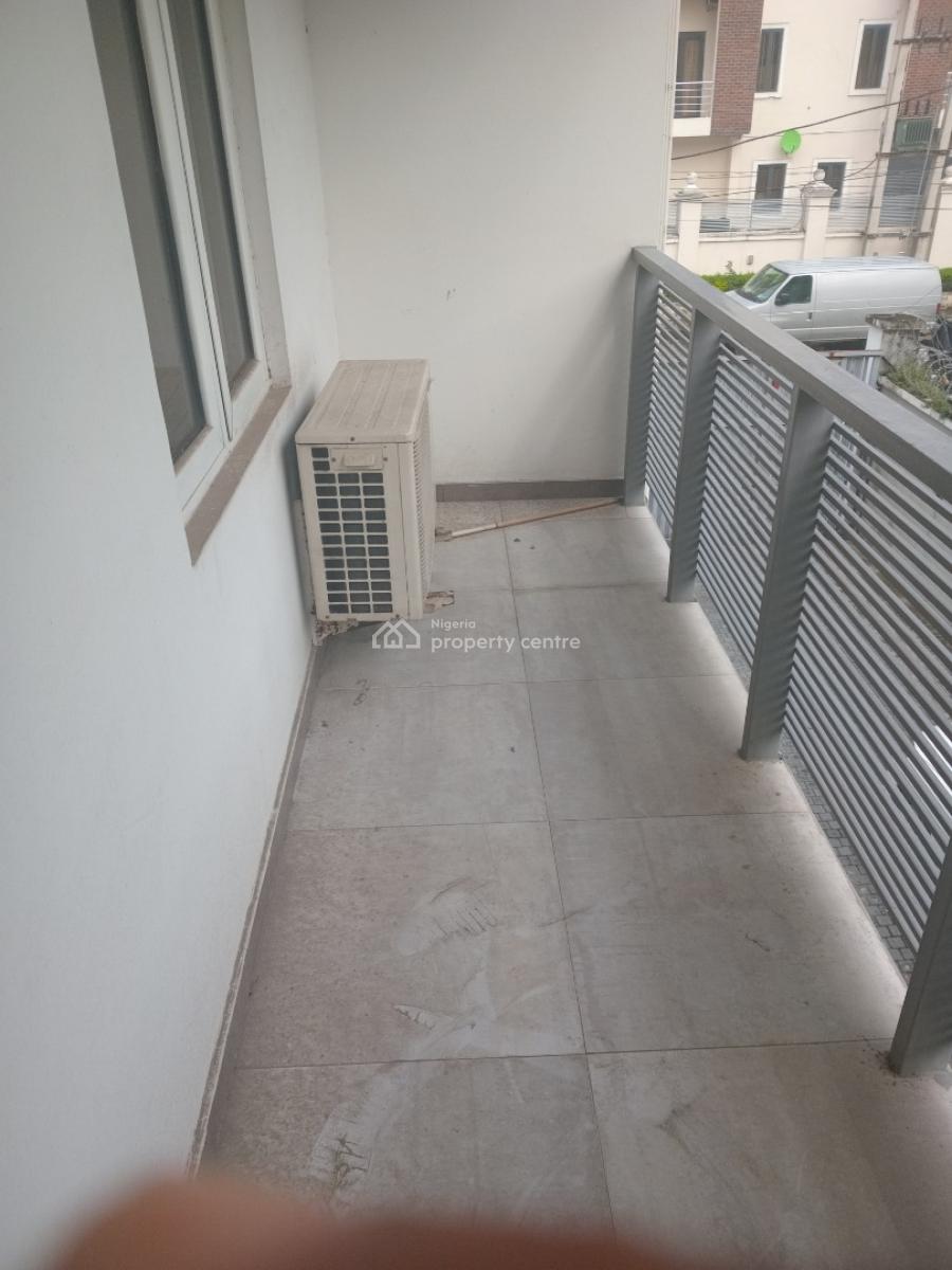 Luxury Miniflat Upstairs, Fitted Kitchen, Upstairs, 2 Toiles, Balconie, Off Freedom Way, Ikate, Lekki, Lagos, Mini Flat (room and Parlour) for Rent