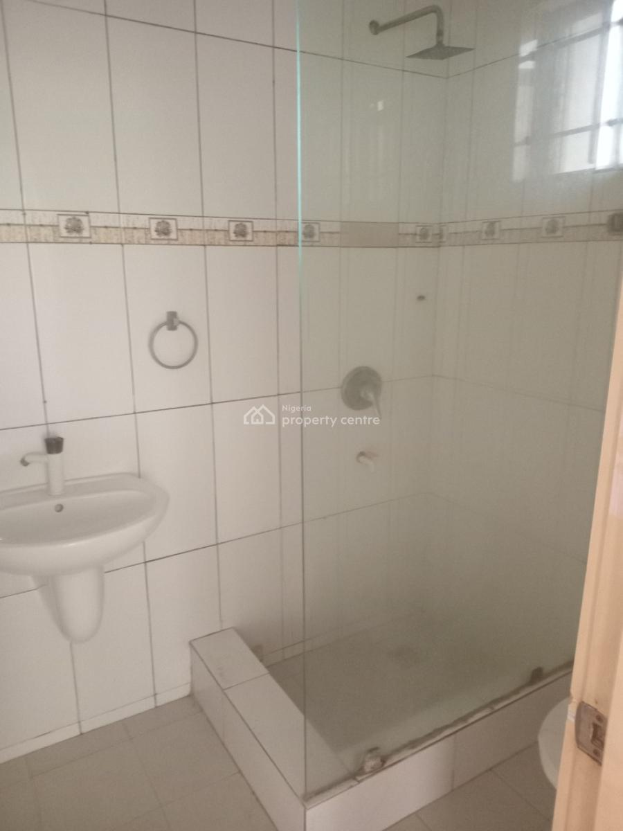 Luxury Miniflat Upstairs, Fitted Kitchen, Upstairs, 2 Toiles, Balconie, Off Freedom Way, Ikate, Lekki, Lagos, Mini Flat (room and Parlour) for Rent