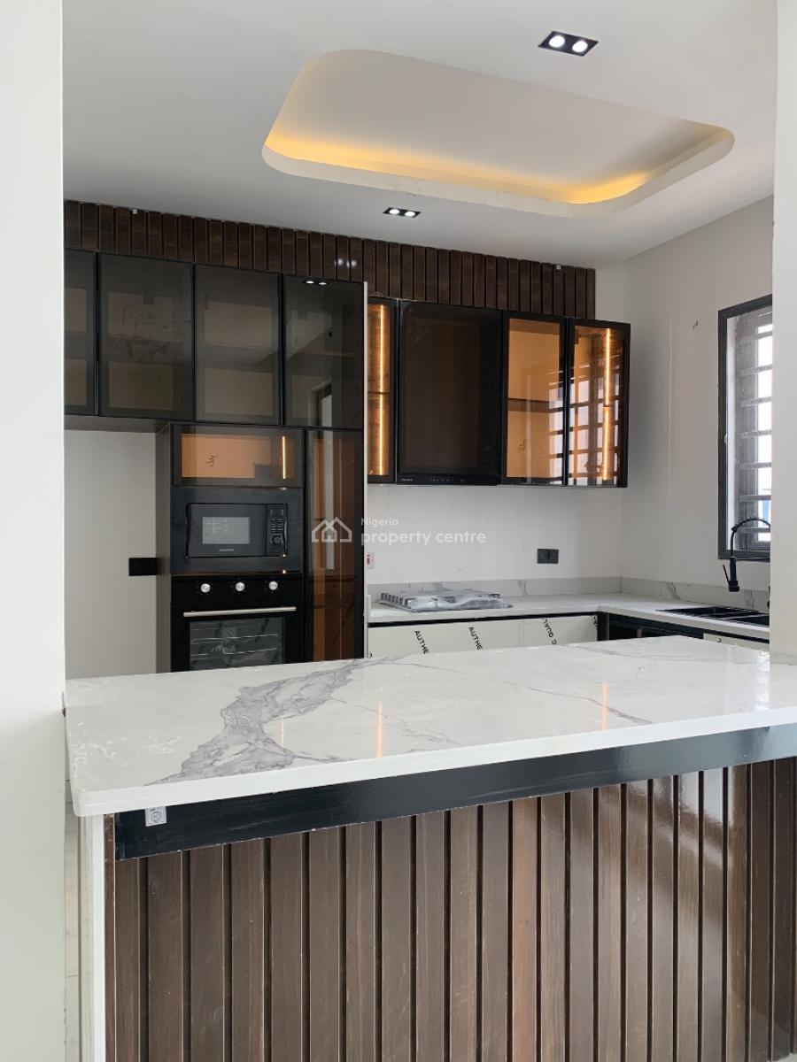 Brand New Luxurious 2 Bedroom Apartment in an Estate, Ikate, Lekki, Lagos, Flat / Apartment for Rent