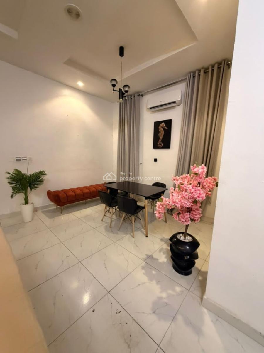 Spacious Semi Masters Room in a Shared Apartment with Open Parlor., Orchid, Lekki, Lagos, Self Contain (single Rooms) for Rent