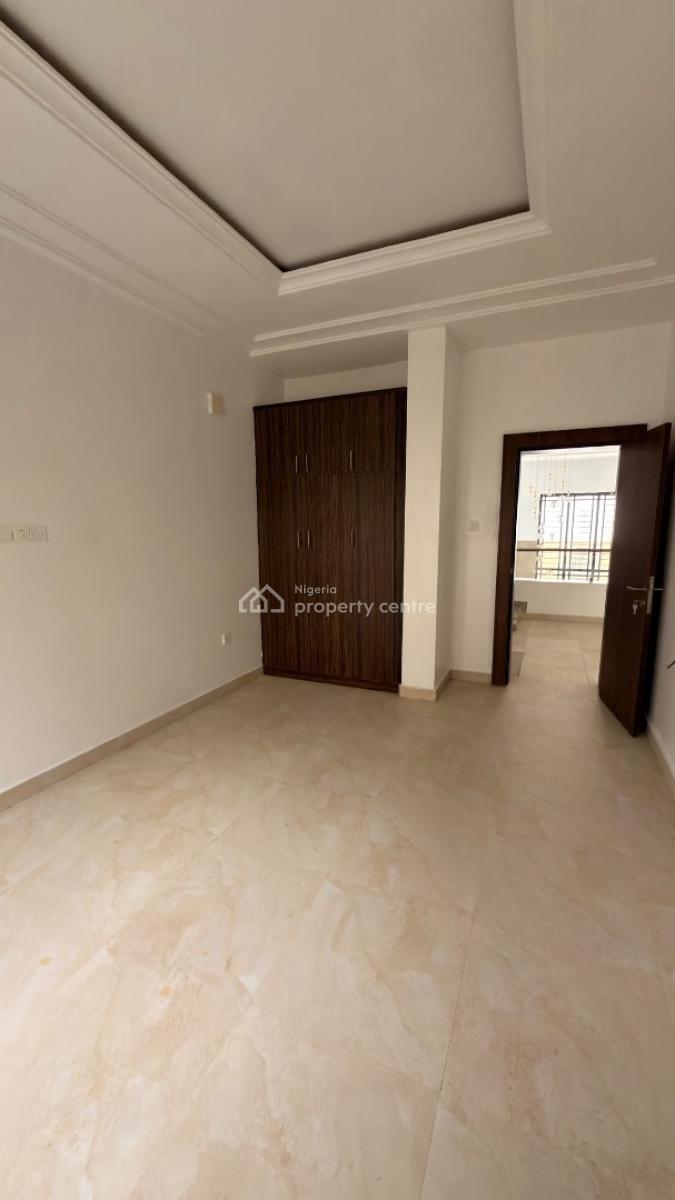 Exquisite 4bedroom Terrace with Bq, Study Room and Swimming Pool, Guzape, Guzape District, Abuja, Terraced Duplex for Rent