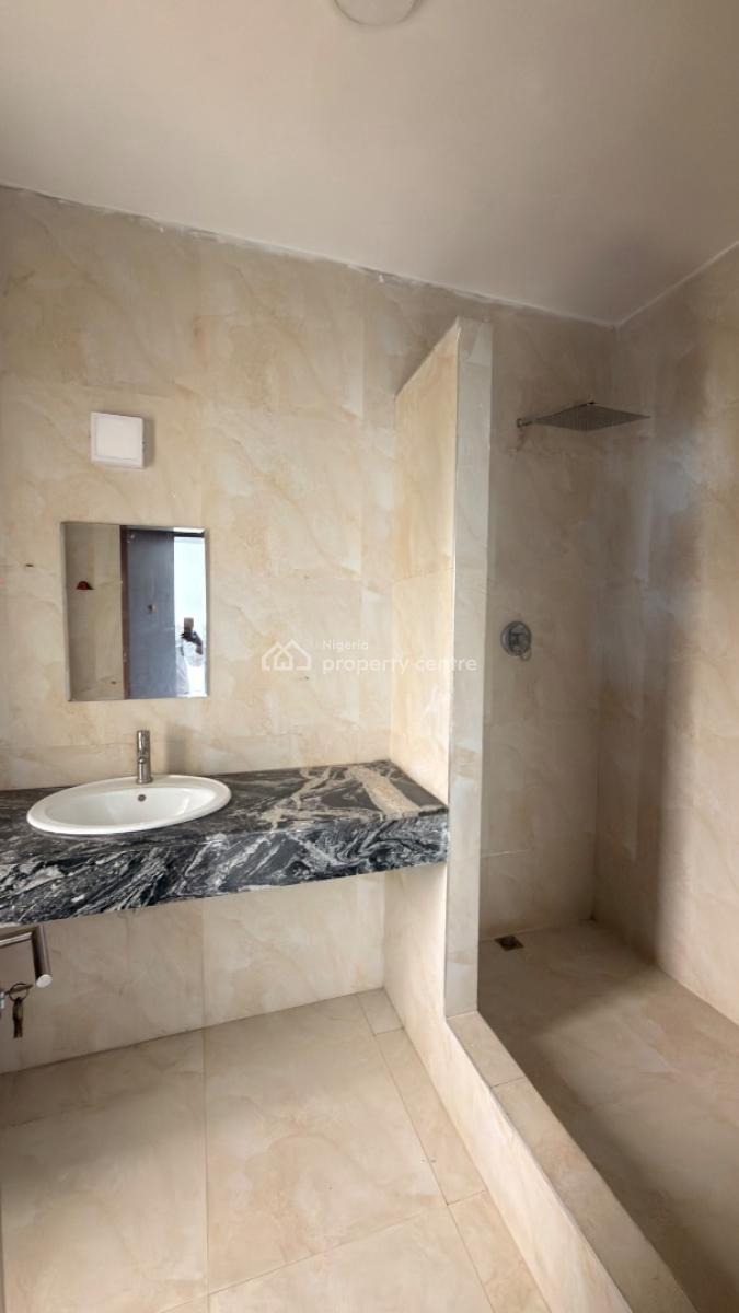 Exquisite 4bedroom Terrace with Bq, Study Room and Swimming Pool, Guzape, Guzape District, Abuja, Terraced Duplex for Rent