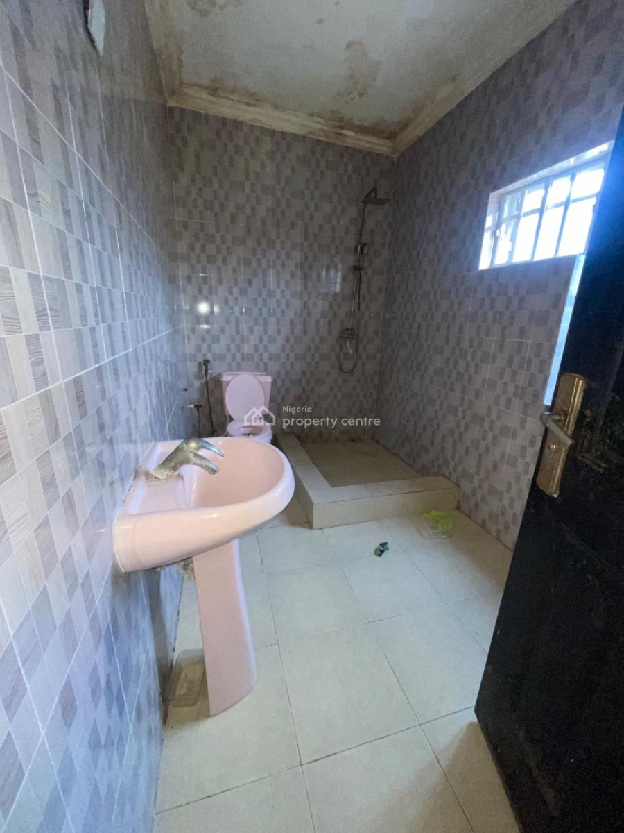 a Spacious 3 Bedroom Apartment, Along Mobil Road Ilaje Ajah, Lekki, Lagos, Flat / Apartment for Rent